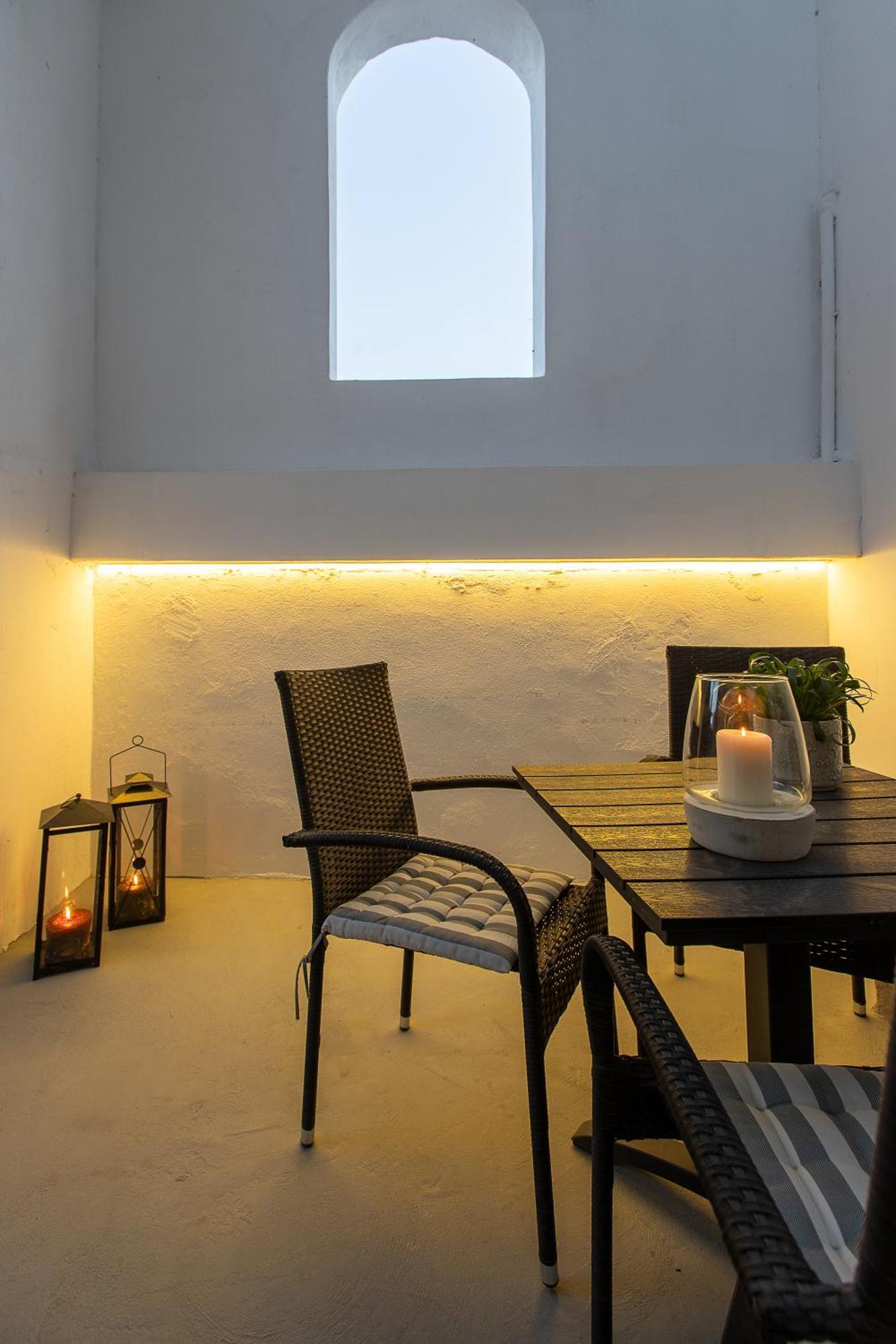 Santorini Villatzio Suites เมซาเรีย ภายนอก รูปภาพ